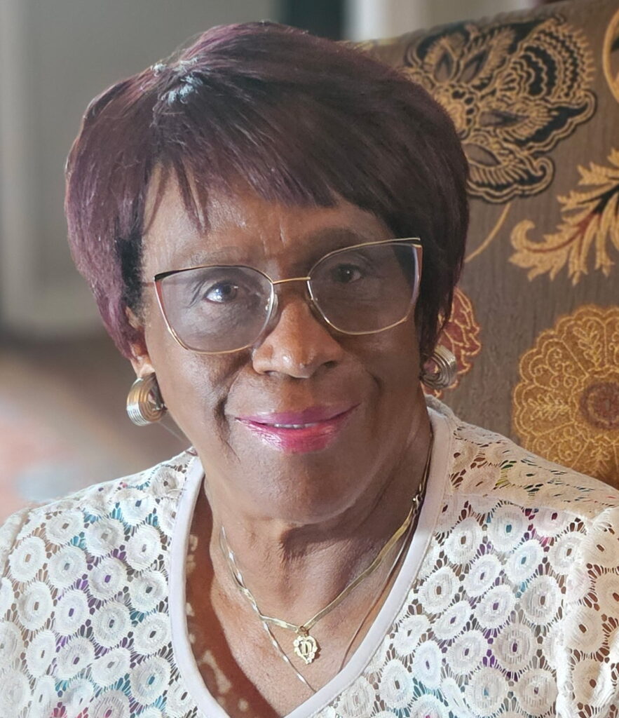 Doris Robert